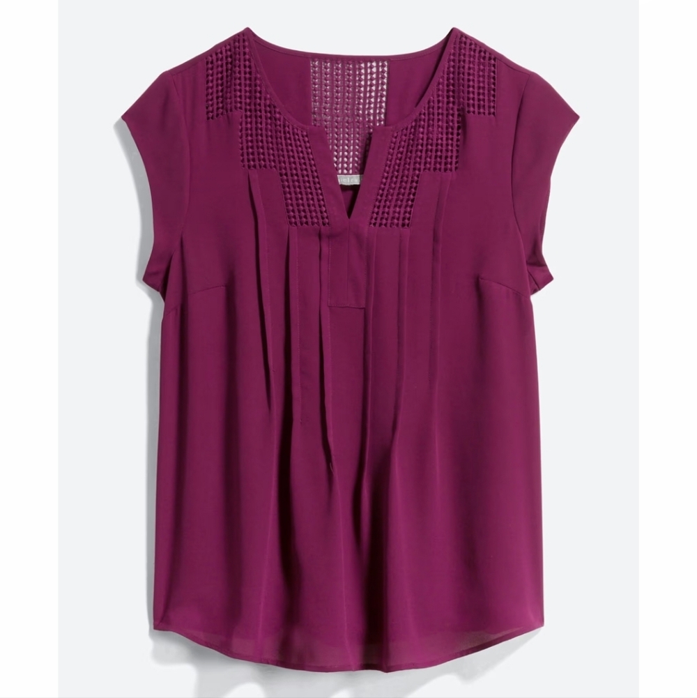 NWT. Daniel Rainn - Estefany Lace Detail Split Neck Blouse
